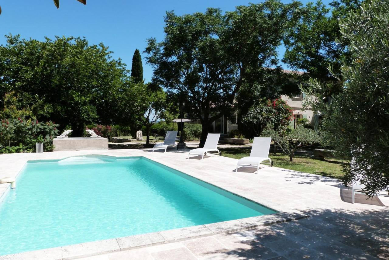 Le Mas Du Lac Saint-Remy-de-Provence Luaran gambar